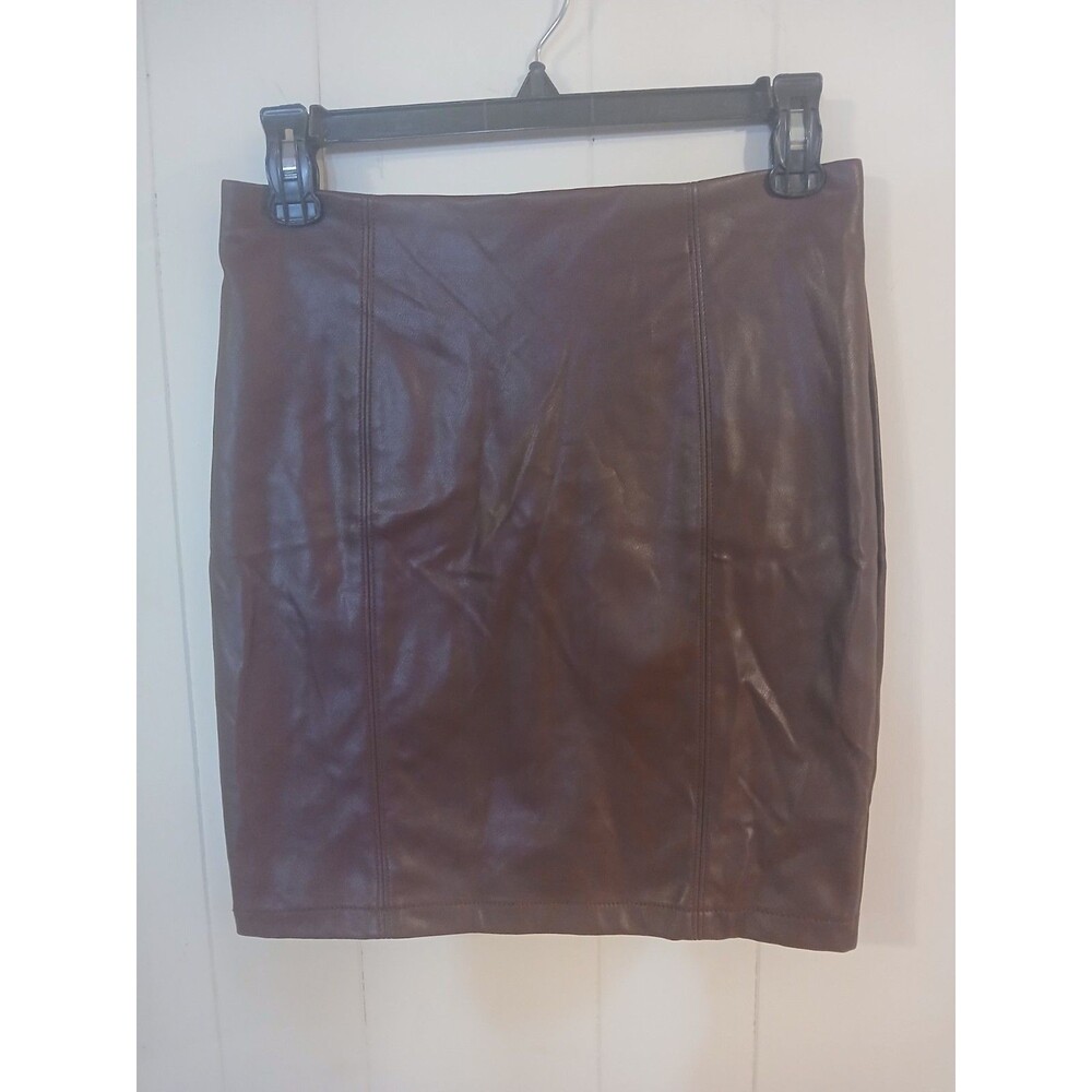 Haute Monde Maroon Faux Leather Skirt Size  Small Preppy Acedemia